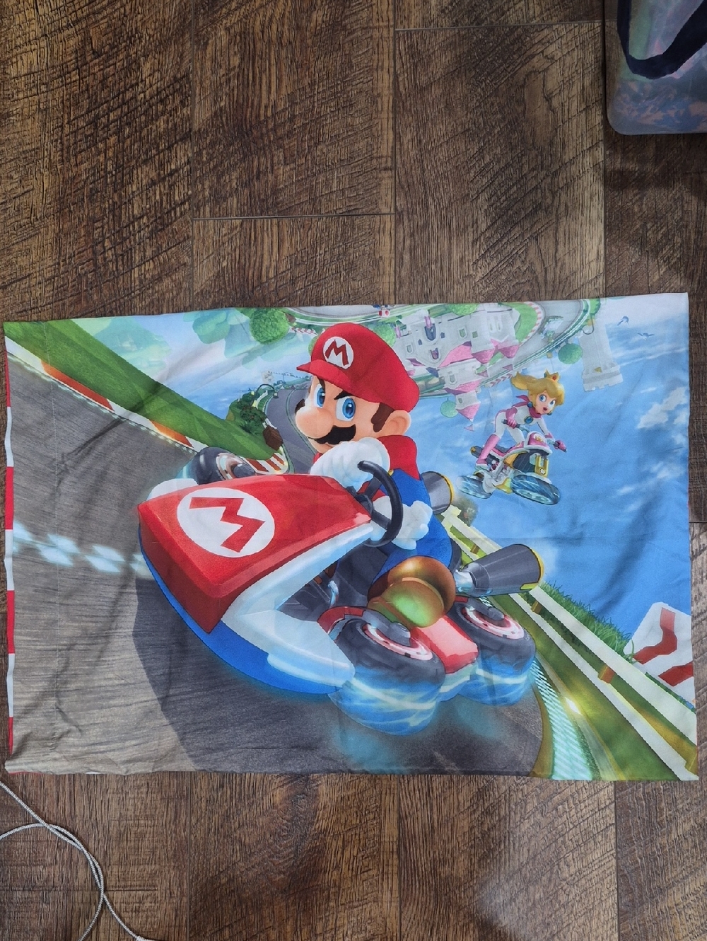 Super Mario Brothers Twin Sheet Set With Reversible Pillowcase